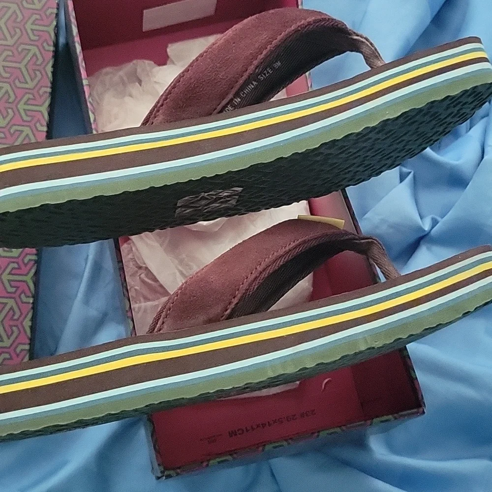 Tory Burch Burgundy Flip Flops - Picture 3 of 6
